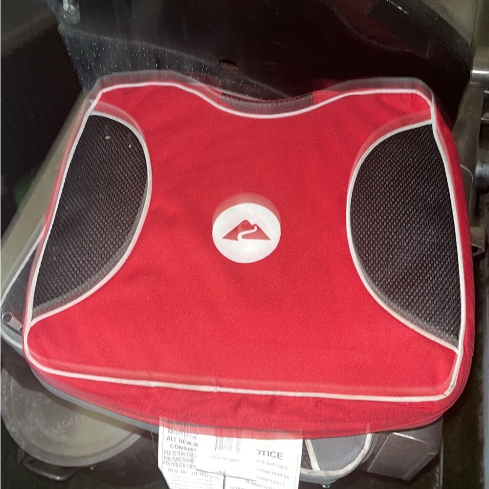 Quiksilver Red and Black stadium seat